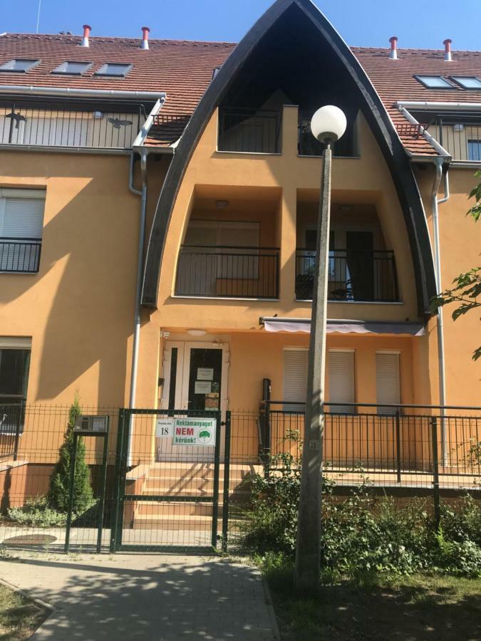 Tommy Apartman 2.0 Hajduszoboszlo Exterior photo